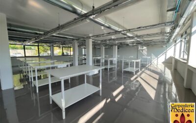 Ergonomia nel laboratorio di pelletteria: come organizzare postazioni e flussi di lavoro