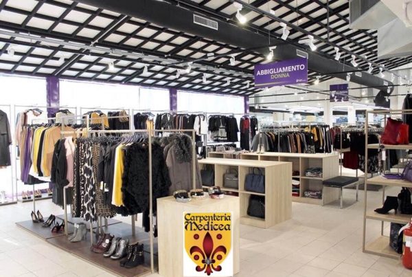 Appenderia e stand personalizzati pronto moda