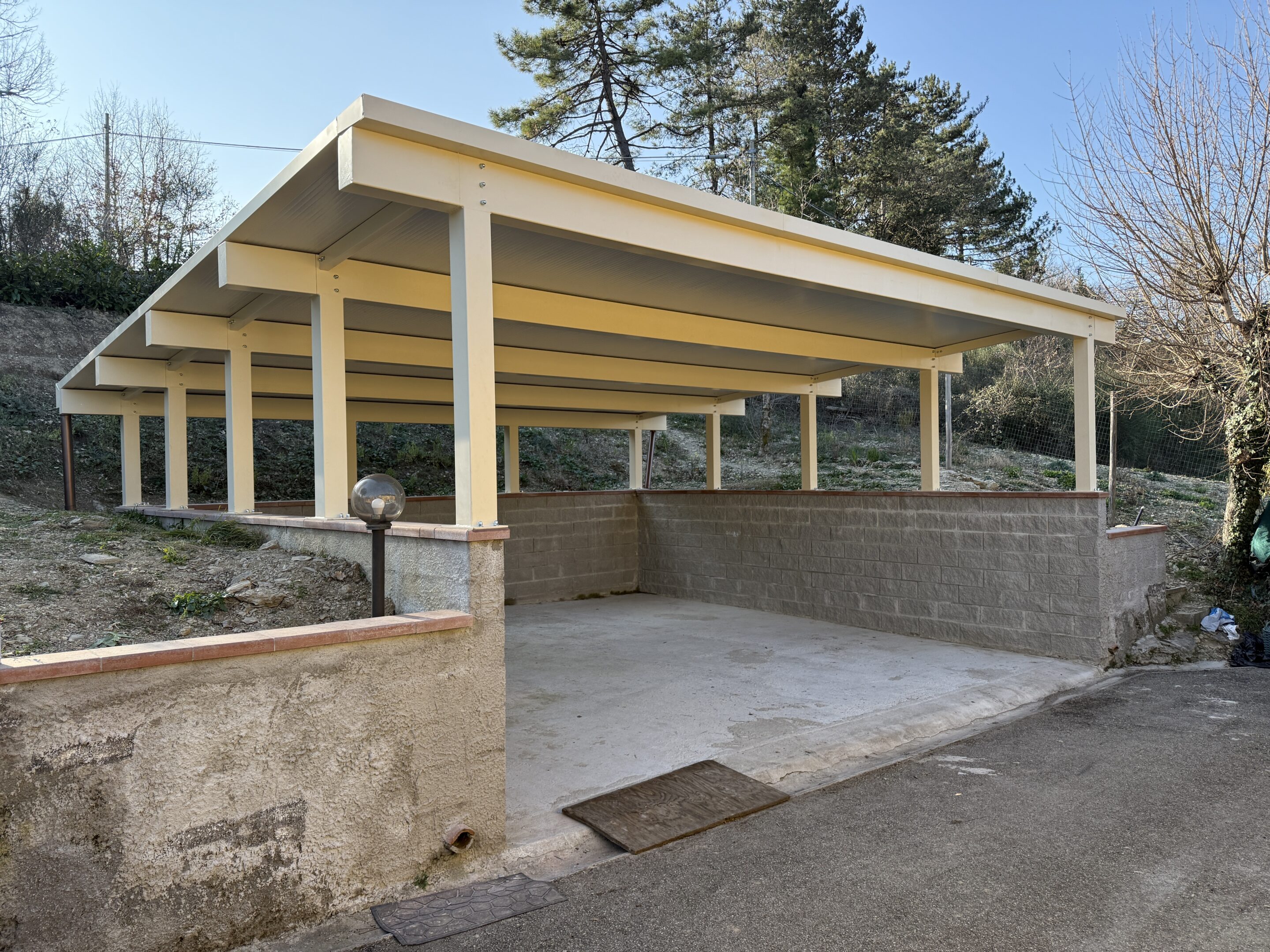 Tettoie e pensiline in ferro